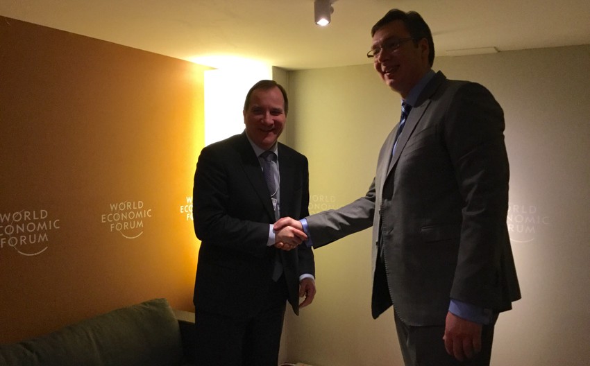 Stefan Loeven  i Aleksandar Vučić tokom susreta u Davosu