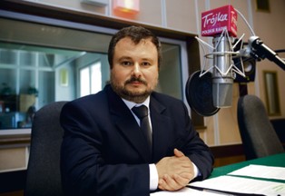 Kredyty frankowe jak zepsuty silnik. Wywiad z szefem UOKiK