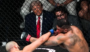 Donald Tramp na UFC meču u Majamiju 11. aprila