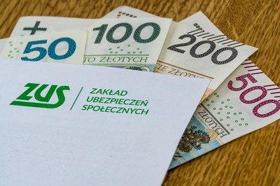 Masz taką emeryturę? ZUS będzie wypłacał Ci 500 zł ekstra do końca życia