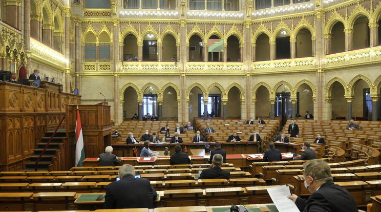 Szavazott az országgyűlés / Képünk illusztráció - MTI/Kovács Attila