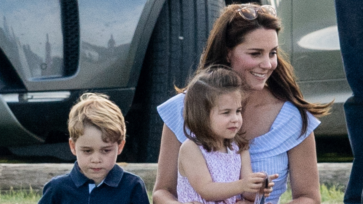 Kate chce, żeby George, Charlotte i Louis częściej widywali się z Archim