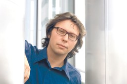 Woś: Związki na Powązki? Nie! Do internetu!