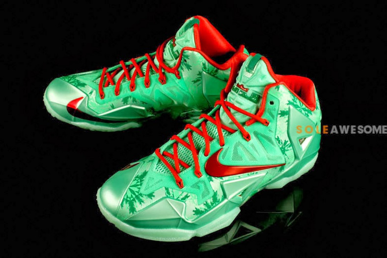 Nike LeBron XI Christmas /fot. screen