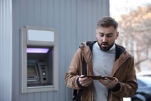 W 2026 roku z kont Polaków może znikać więcej, niż myślisz. Lepiej przeczytaj, o co chodzi