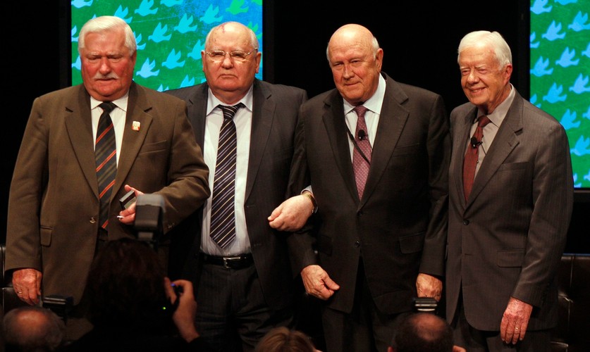 Lech Wałęsa, Frederik de Klerk, Michaił Gorbaczow i Jimmy Carter