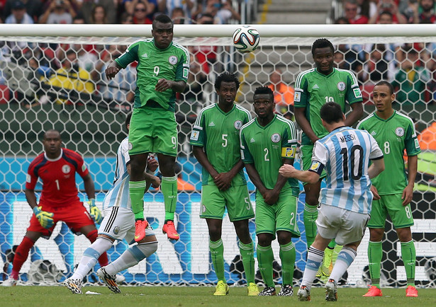 Cudowne gole Lionela Messiego. Argentyna pokonała Nigerię 3:2. WIDEO