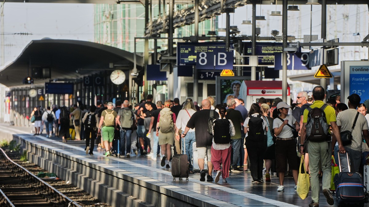 Vozovi stali u Nemačkoj zbog kvara