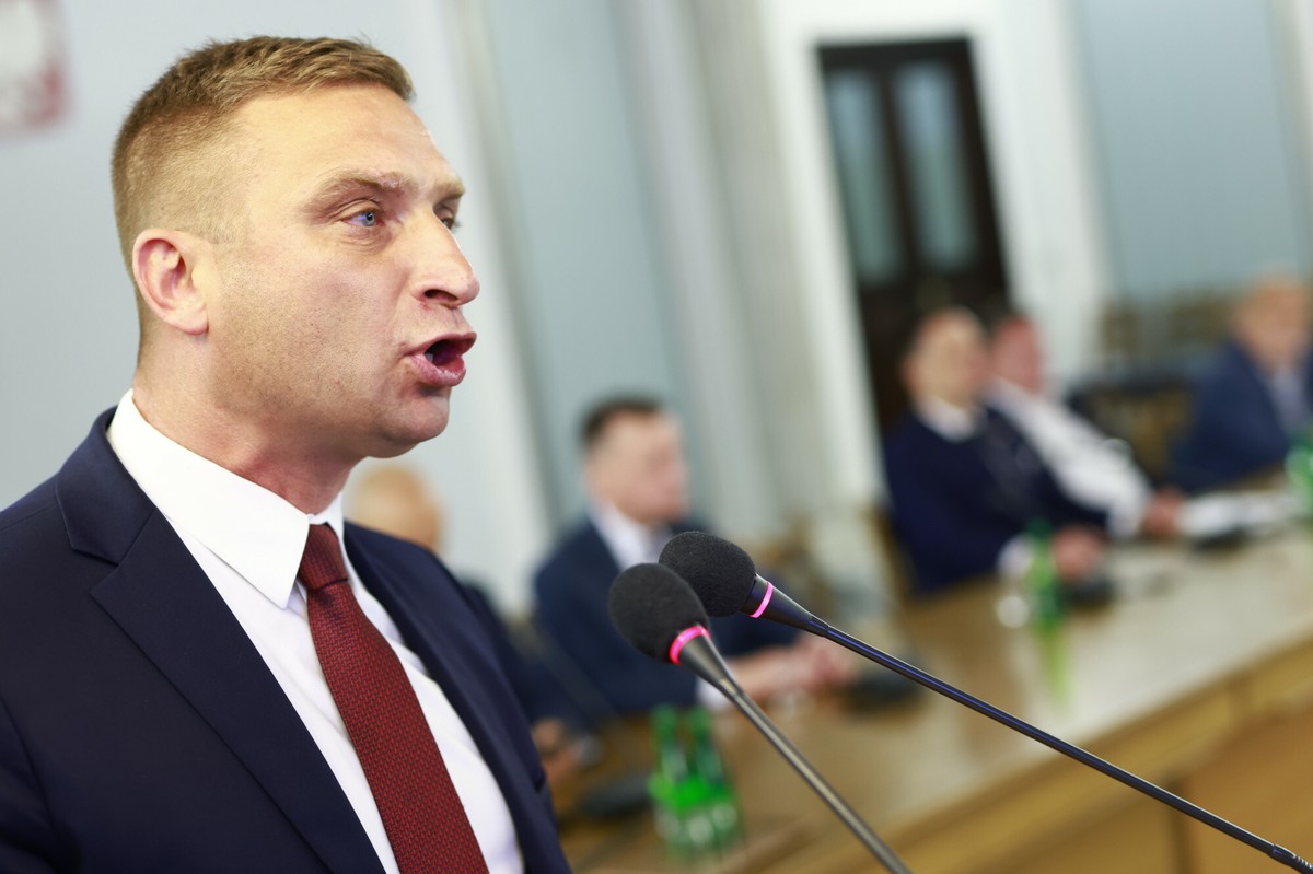 Bąkiewicz nie będzie zadowolony. Polacy przeciwni kontrolom Ruchu Obrony Granic [SONDAŻ]