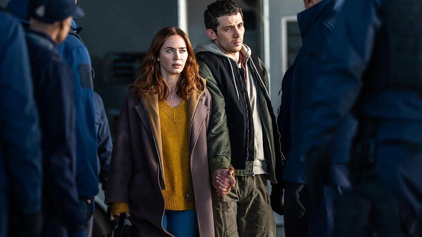 Emili Blant i Džoš OKonor glume u Danu razotkrivanja, trileru o zaveri u duhu filmova iz vremena Bliskih susreta | Foto: Universal Pictures