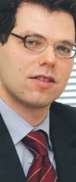 Kiedy nabywca usługi od zagranicznego podmiotu podlega obowiązkowemu rozliczeniu VAT