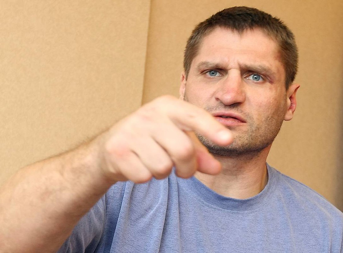 Gołota nie bije kobiet, dzieci i Adamka