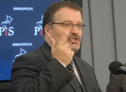 Poseł PiS przyznaje: Palikot jest bezkarny