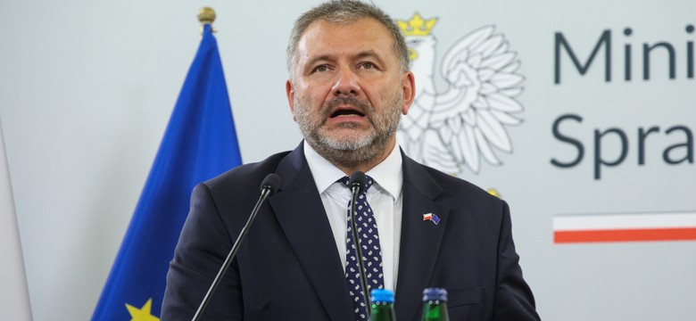 Żurek przedstawia mocny raport. "W Polsce budowano system autorytarny"