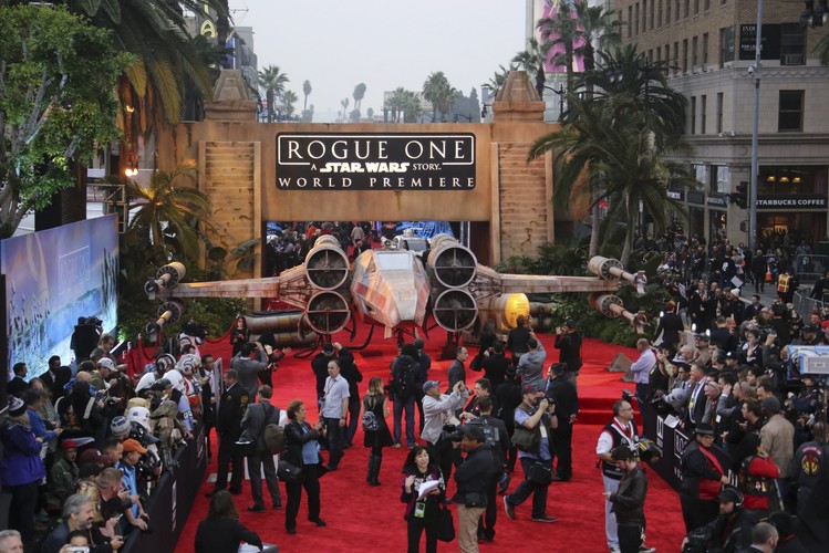 Premiera filmu 'Łotr 1. Gwiezdne wojny' w Hollywood, 10 grudnia 2016