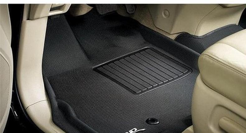 Car floor mat