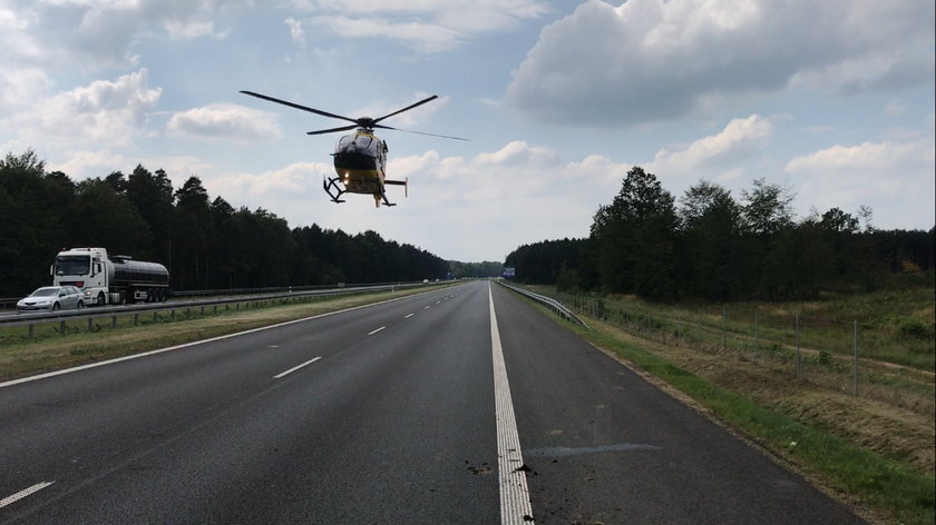 Policja szuka świadków tego wypadku na A-4 w Jaworznie