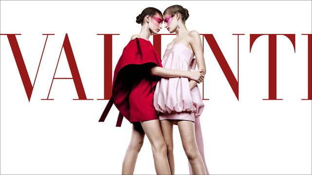 Gigi Hadid szinte felismerhetetlen a Valentino új kampányában