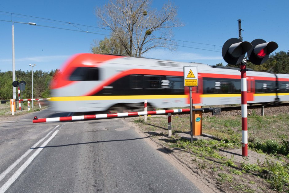 PKP Pociąg Przejazd kolejowy