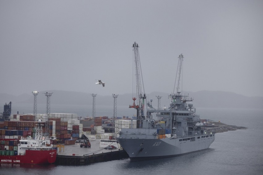 Brod nemačke mornarice u Nuku, Grenland, 18. avgusta 2025.