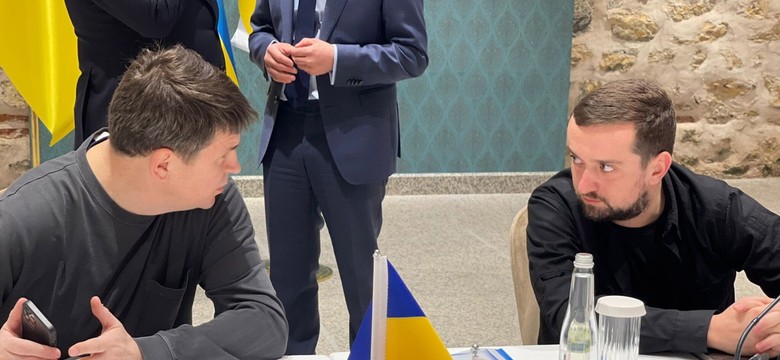 Kolejna runda negocjacji zakończona. Ukraina proponuje "system", wśród gwarantów - Polska