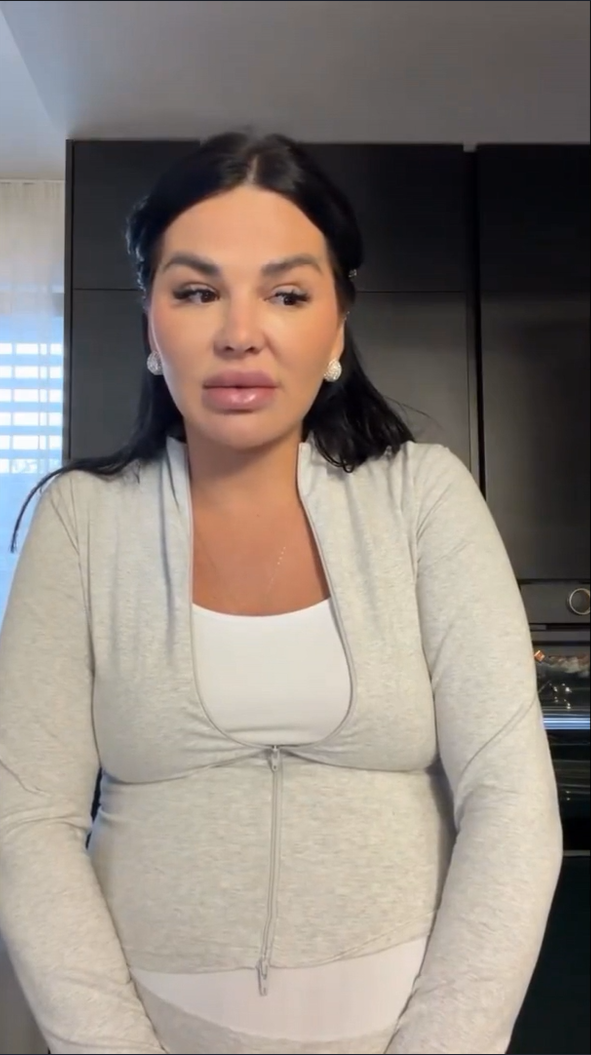 Influencerka a podnikateľka Zuzana Strausz Plačková na konci druhého tehotenstva. 