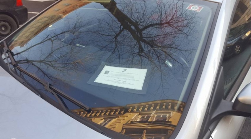 Umrlicom protiv parking servisa