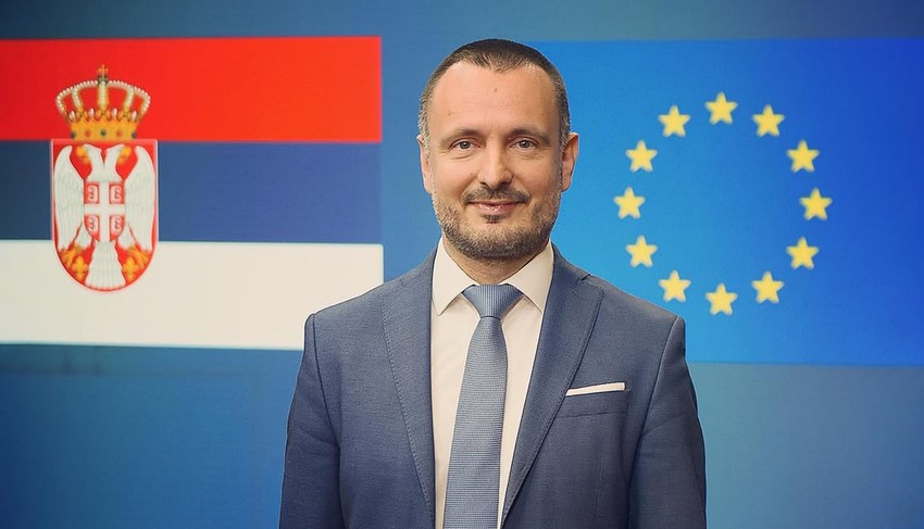 Danijel Apostolović