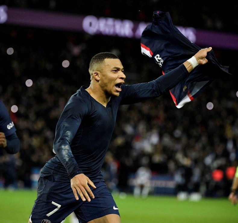 Kylian Mbappé scored PSG's winning goal against Strasbourg in Ligue 1