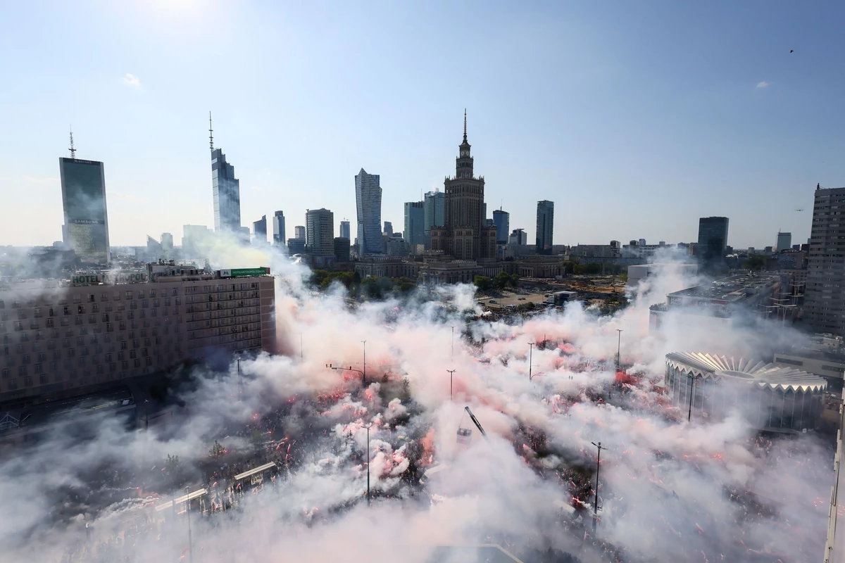  80. rocznica wybuchu Powstania Warszawskiego. Dzwony i syreny alarmowe w całym kraju