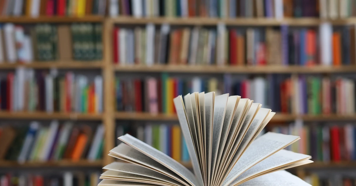 Arcydzieła literatury współczesnej. Dopasuj autora do powieści. QUIZ dla moli książkowych