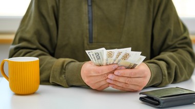 dodatkowe 273 zł do emerytury. seniorzy dostaną do 15 stycznia