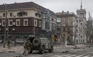 'Sytuacja obrońców Mariupola staje się krytyczna'. Ukraiński dowódca o sytuacji w mieście
