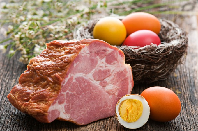 Jobb, ha kétszer megnézi, honnan vesz húsvéti sonkát! Több terméket visszahívtak a boltok polcairól