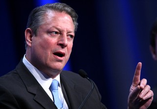 Al Gore: Ukraina inspiruje świat swoją walką, Polska – otwartością na uchodźców