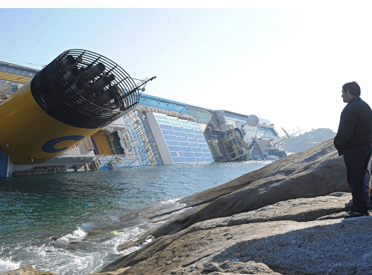 statek costa concordia wycieczkowiec