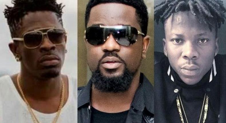 Shatta Wale starts 2019 with another bizarre Twitter rant targeting Stonebwoy and Sarkodie