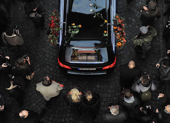 Samochód z ciałem Vacłava Havla