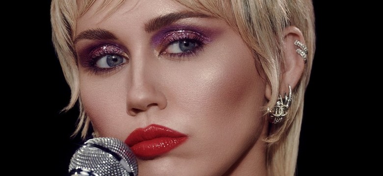 Miley Cyrus przedstawia nowy singiel. Posłuchaj "Midnight Sky"