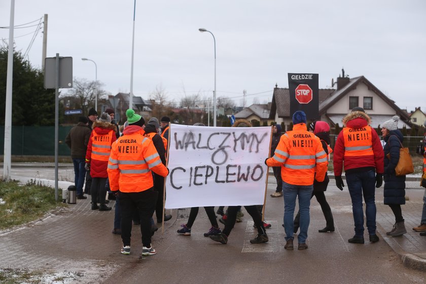 Część mieszkańców Cieplewa nie chce giełdy