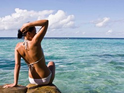 Pomóż skórze przetrwać lato. Podstawowe zasady pielęgnacji