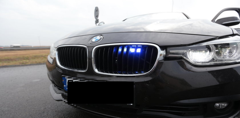 Takiego BMW policja jeszcze nie miała. Co za luksus!