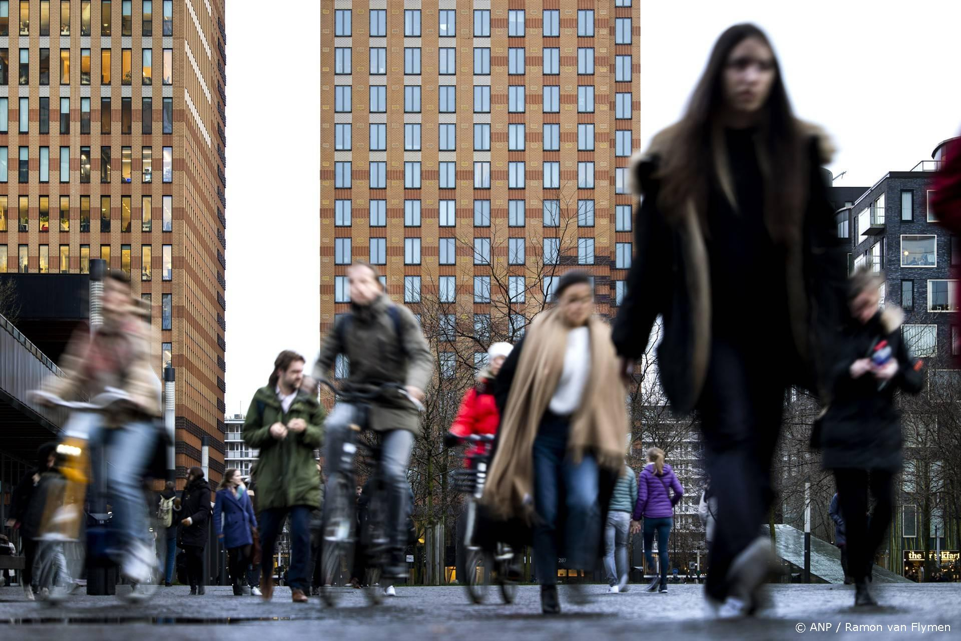 55-plussers werken tot 66 jaar: 1,5 jaar daarvan in slechte gezondheid