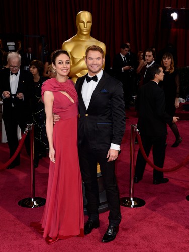 Kellan Lutz i Olga Kurylenko na gali Oscarów 2014