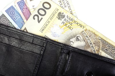 Ile trzeba zarabiać, aby mieć 4000 zł emerytury? Wyliczenia, które pozwolą Ci zaplanować przyszłość