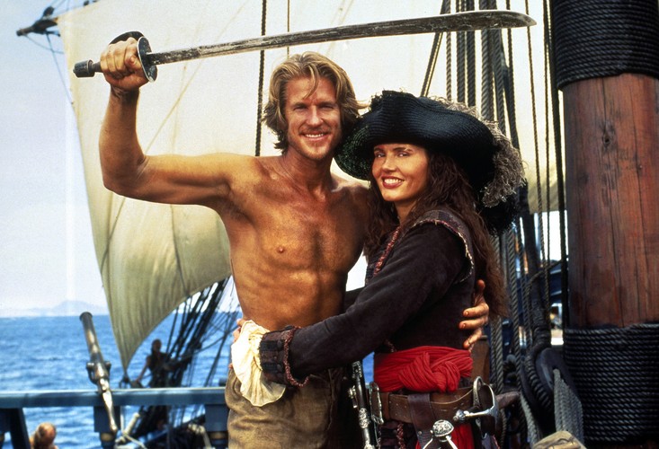 Geena Davis w filmie 'Wyspa piratów'