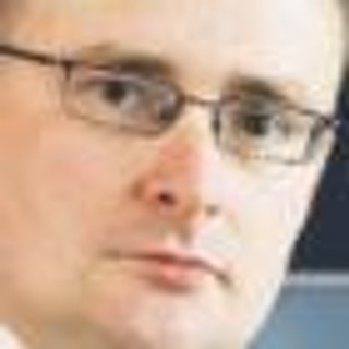 Komu należy wypłacić dywidendę w przypadku zastawu na udziałach spółki