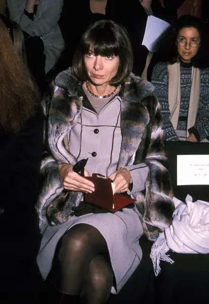 Anna Wintour na pokazieOskara de La Renty, 2000 / Ron Galella, Ltd. / GettyImages 