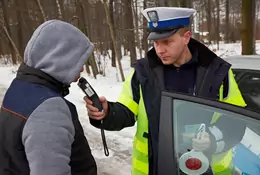 Badanie krwi zamiast alkomatu? Nawet jeśli jesteś trzeźwy, to i tak zabiorą ci prawo jazdy