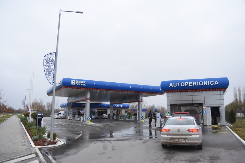 Bobar petrol benzinska pumpa foto Nenad Mihajlovic